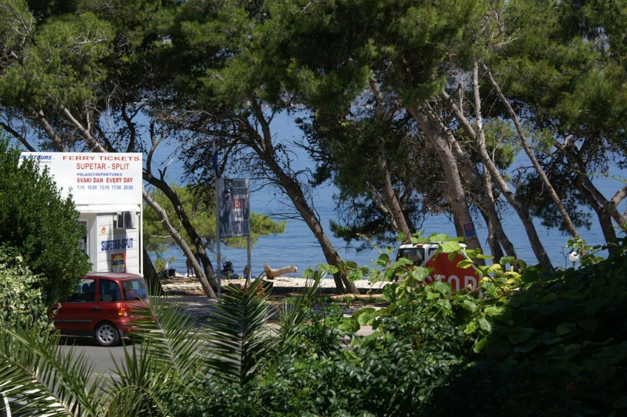 Apartments By The Sea Supetar, Brac - 4274 Eksteriør billede